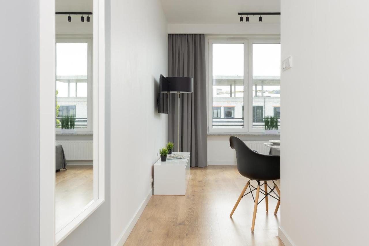 Wola Pet-Friendly Apartments With Ac Slawinska By Noclegi Renters Warszawa Exteriör bild