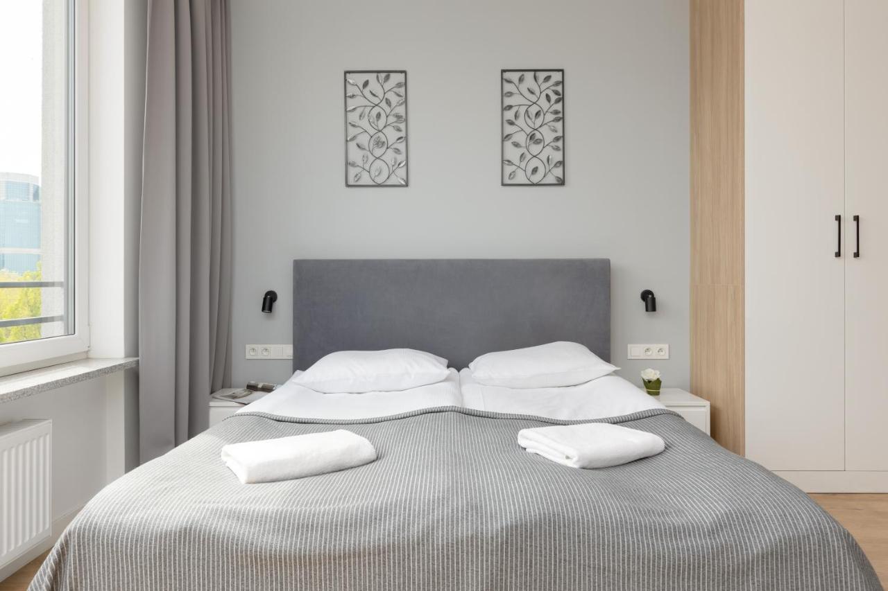 Wola Pet-Friendly Apartments With Ac Slawinska By Noclegi Renters Warszawa Exteriör bild