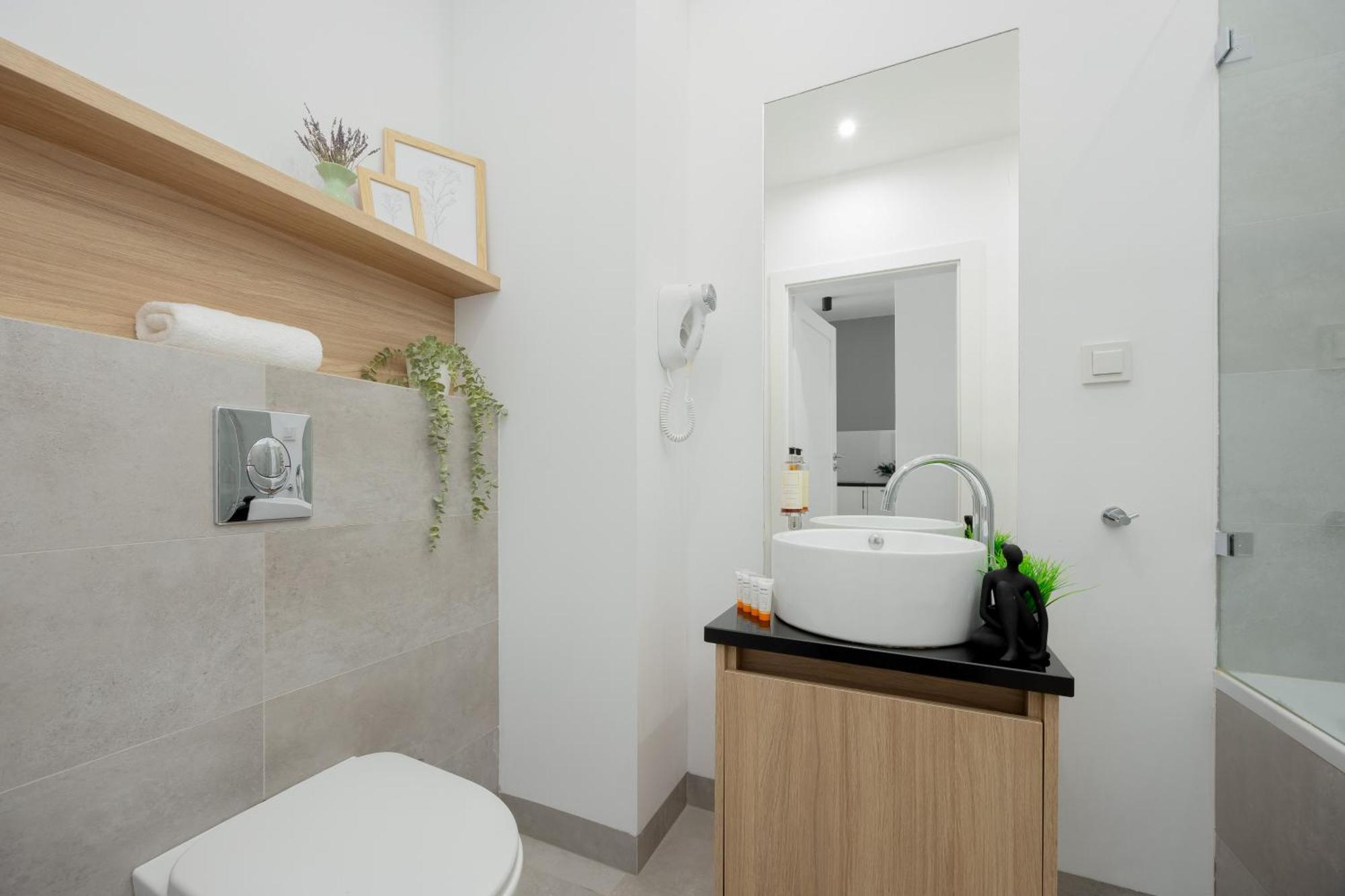 Wola Pet-Friendly Apartments With Ac Slawinska By Noclegi Renters Warszawa Exteriör bild